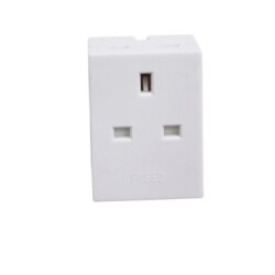 Schneider Electric Exclusive - adaptor - 13A - 3 ways - fused - Schneider Electric
