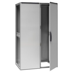 SF wo/moun plate 2D 2000x1200x800 - Schneider Electric